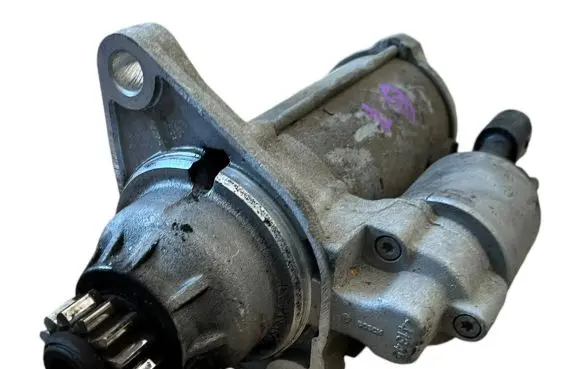 Volkswagen Golf VII Starter motor 0AM911023R 28112014 0001179522