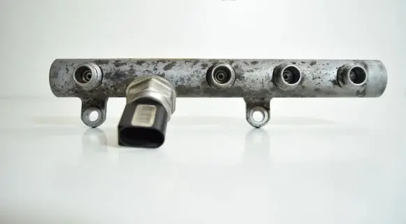 Audi Q7 4L Fuel main line pipe 059130089AB