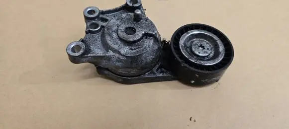 Citroen C4 Grand Picasso Generator/alternator belt tensioner 9824830580