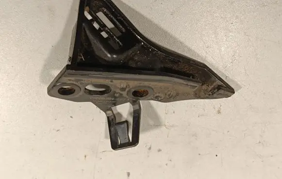 Jaguar XF X260 Front bumper mounting bracket GX6316F072A