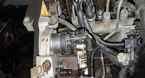 Nissan Primera Fuel injection high pressure pump 8200108225 0445010075