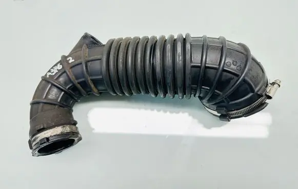 Audi A4 S4 B8 8K Air intake hose/pipe 03G129629