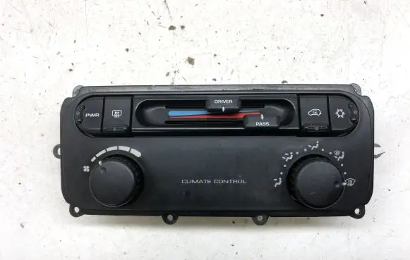 Chrysler Grand Voyager IV Climate control unit 05005039AA 039AA