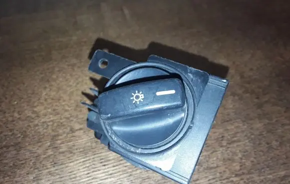 Mercedes-Benz A W169 Light switch 1695452704