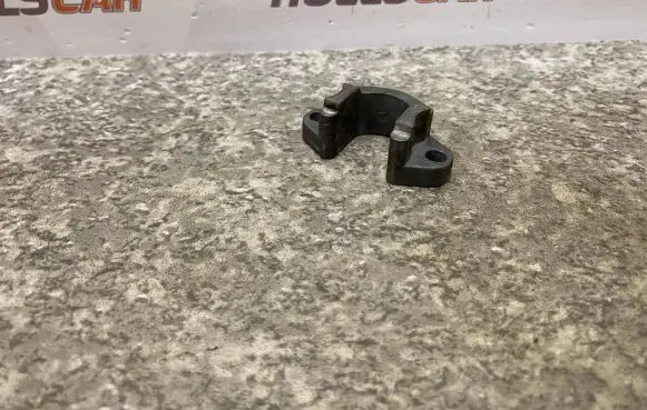 BMW 5 E60 E61 Fuel Injector clamp holder