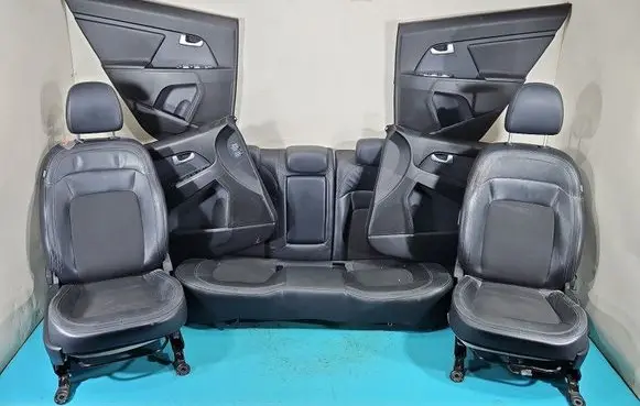 Seat set