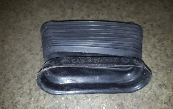 BMW 5 E34 Air intake duct part 1908674