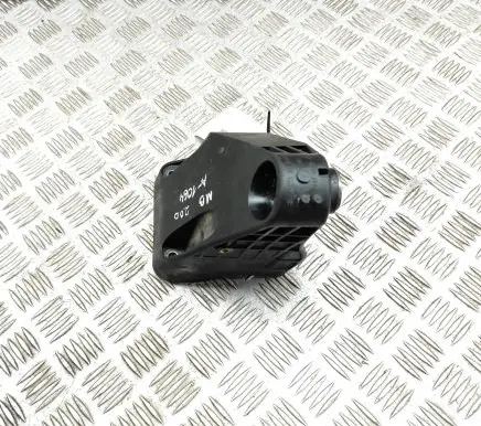 Mercedes-Benz C W204 Engine mounting bracket A6542230100