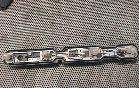 Renault Master III Tail light bulb cover holder
