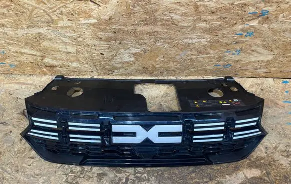 Dacia Sandero III Front grill 622540736R S2507T032-M 622541453R