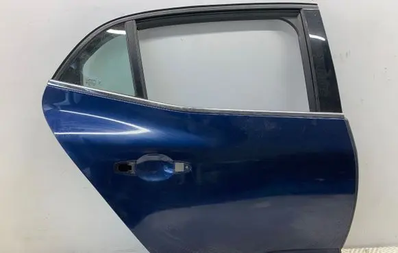 Renault Megane IV Rear door 