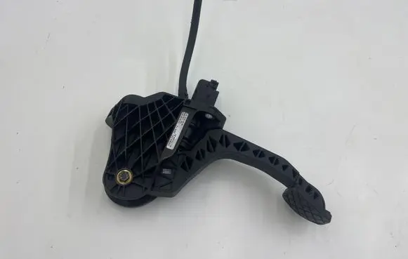Skoda Octavia Mk3 (5E) Clutch pedal 1K0721796E