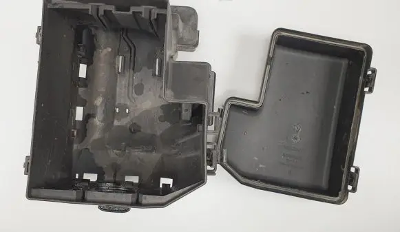Volvo V70 Other engine bay part 8645259