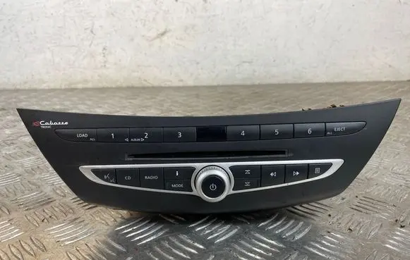 Renault Laguna III Radio/CD/DVD/GPS head unit 281150017R PL2818LB
