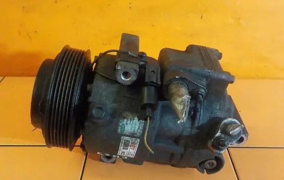 Hyundai Santa Fe Air conditioning (A/C) compressor (pump) F500MA9AA05