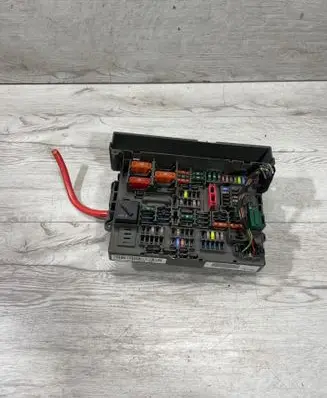 BMW 1 F20 F21 Fuse module 9119446 90408630