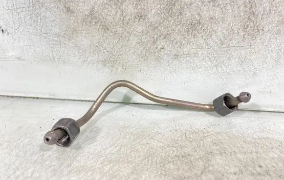 Lexus IS 220D-250-350 Fuel injector supply line/pipe 01060