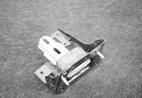 Citroen DS3 Engine mount bracket 9680293280
