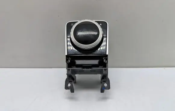 Head unit multimedia control