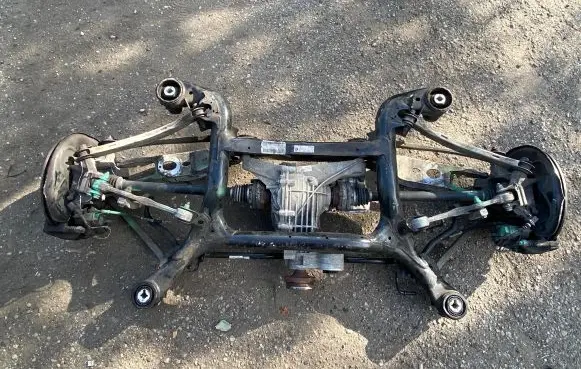 Audi Q7 4M Rear subframe 