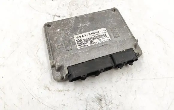 Skoda Fabia Mk2 (5J) Engine control unit/module 03E906023D 5WP4050204 SM0S91