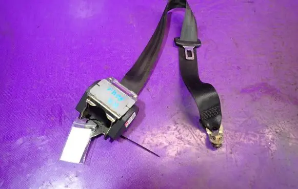 Audi A4 S4 B6 8E 8H Front seatbelt 8E5857805D