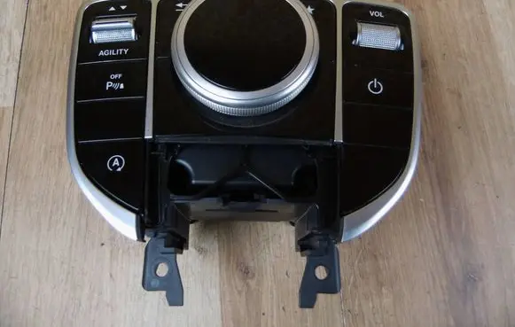 Mercedes-Benz C W205 Head unit multimedia control A2059005915 A2059015409 A2059020104