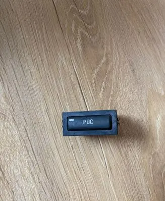 BMW 7 E38 Parking (PDC) sensor switch 8352253