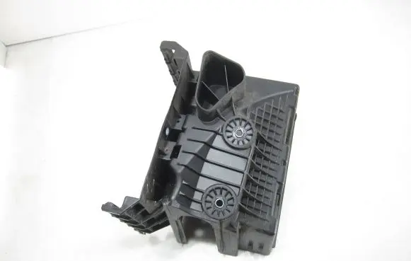 Volkswagen Jetta VI Fuse box cover 5C0907381