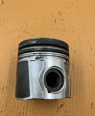 Alfa Romeo Stelvio Piston A930 44881