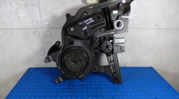 Toyota ProAce City Front door electric window regulator 9840175780 041121071815