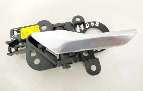 Rear door interior handle