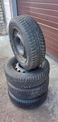 Volkswagen Touran I R15 winter tire 