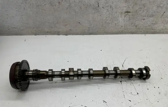 BMW 7 F01 F02 F03 F04 Camshaft 136105