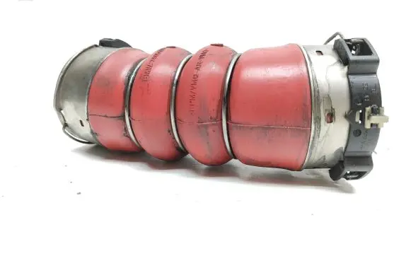 BMW 5 F10 F11 Intercooler hose/pipe 7805401