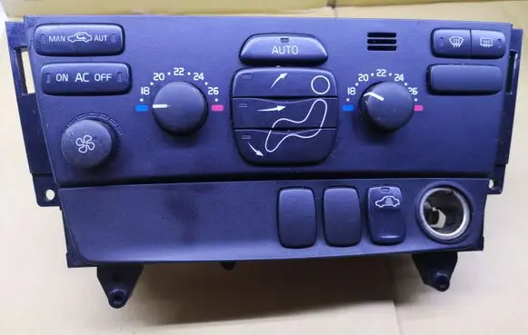 Volvo XC70 Climate control unit 30746022
