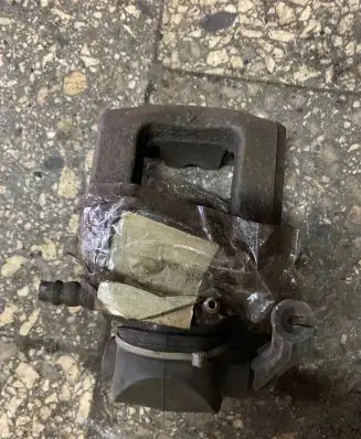 Renault Espace II Rear brake caliper