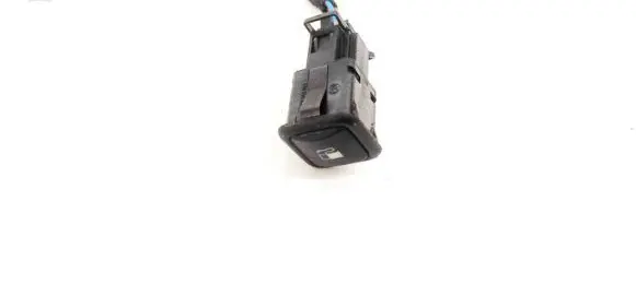 Volkswagen Golf IV Fuel tank opening switch 3B0959833A