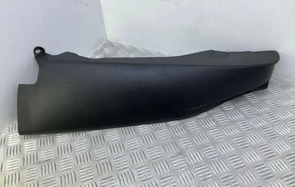 Volkswagen Jetta VI Rear seat side bottom trim 5C6867765