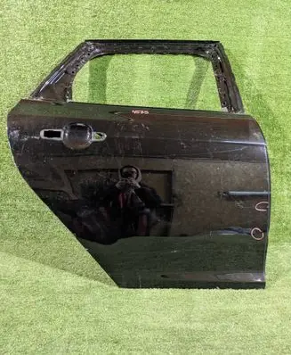 Ford Focus Rear door