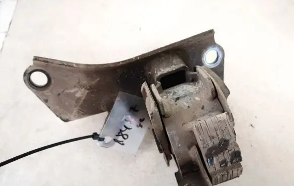 Toyota Corolla Verso AR10 Engine mount bracket