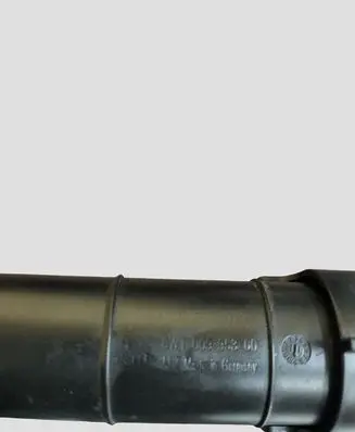 Volkswagen Golf V Headlight washer spray nozzle
