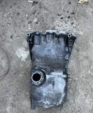 Volkswagen PASSAT B5.5 Oil sump