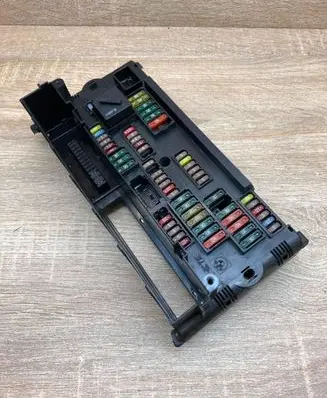 BMW 5 F10 F11 Fuse module 9252815 1703344