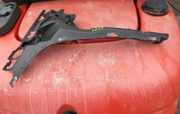 Renault Talisman Headlight/headlamp mounting bracket 620723719R