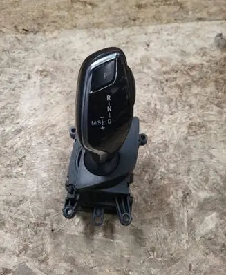 BMW 5 G30 G31 G38 Gear shifter/selector 6825826 034971501