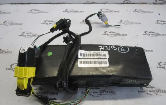 Peugeot 208 Seat airbag 9802247780