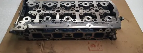 Jaguar XF Engine head PBG4D36090AC