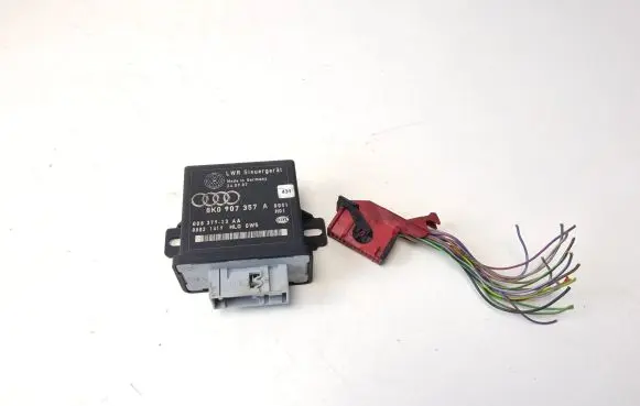 Audi A5 8T 8F Light module LCM 8K0907357A
