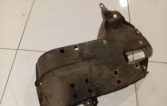 Toyota Corolla E120 E130 Engine splash shield/under tray